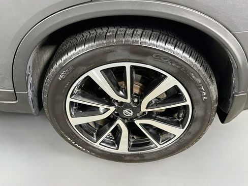 Used 2018 Nissan Rogue SL w/ Premium Package AWD/4WD image 34