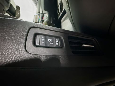Used 2023 Honda Odyssey EX-L image 42