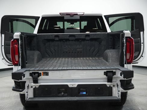 Used 2021 GMC Sierra 1500 AT4 w/ AT4 Premium Package image 11