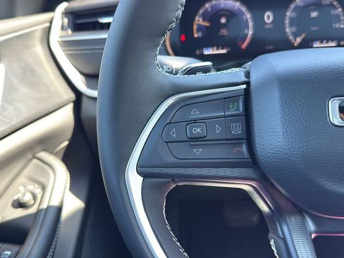 New 2026 Jeep Grand Cherokee Laredo image 31