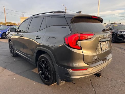 Used 2020 GMC Terrain SLE w/ Driver Convenience Package image 5