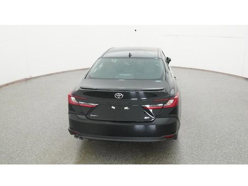 New 2026 Toyota Camry SE image 7