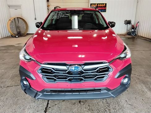 Used 2024 Subaru Crosstrek 2.0i Premium w/ Crosstrek Mirror Package AWD/4WD image 7
