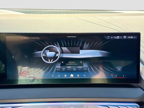 Used 2025 BMW X3 xDrive30i w/ Premium Package image 36