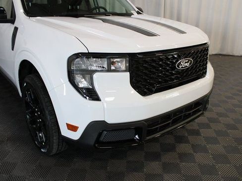 New 2025 Ford Maverick XLT w/ XLT Luxury Package image 30