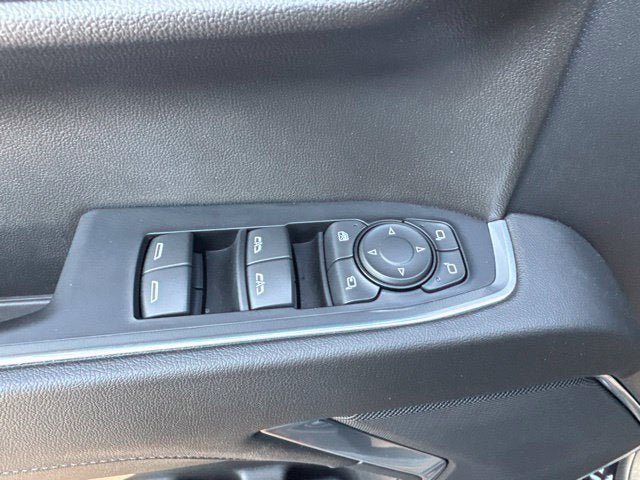 Used 2024 GMC Sierra 1500 SLT w/ LPO, GMC Protection Package AWD/4WD image 9
