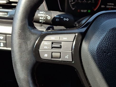 Used 2024 Honda Pilot TrailSport image 24