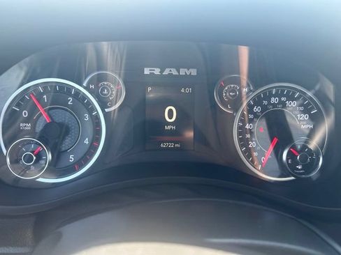 Used 2024 RAM 2500 Big Horn AWD/4WD image 22