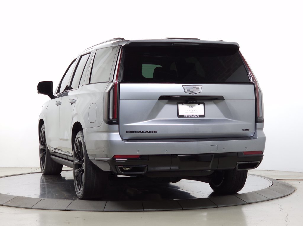 Certified 2025 Cadillac Escalade Sport Platinum w/ LPO, ONYX Package AWD/4WD image 3