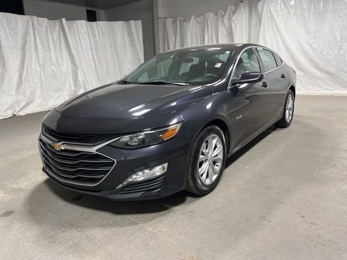 Used 2023 Chevrolet Malibu LT image 3