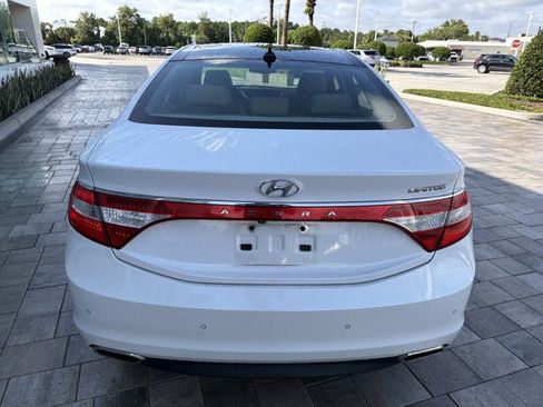 Used 2016 Hyundai Azera Limited FWD image 3