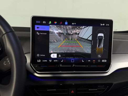 Used 2025 Volkswagen ID.4 Pro RWD image 16