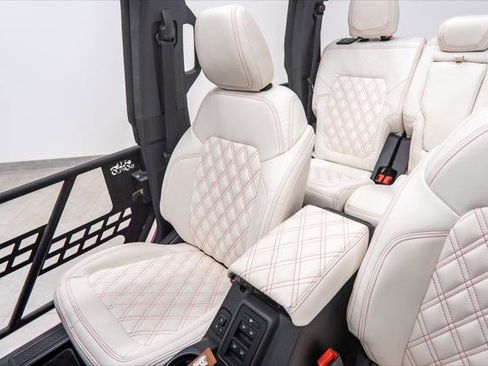 Used 2025 Ford Bronco Outer Banks image 40