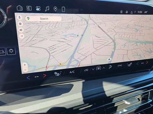 New 2026 Chevrolet Traverse LT w/ Driver Confidence Package image 11