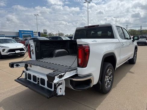 New 2026 GMC Sierra 1500 SLT w/ SLT Convenience Package AWD/4WD image 5