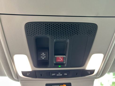 Used 2023 Honda Accord EX image 19