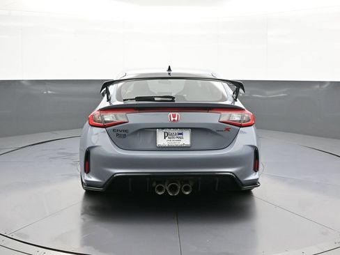 Used 2025 Honda Civic Type R image 7