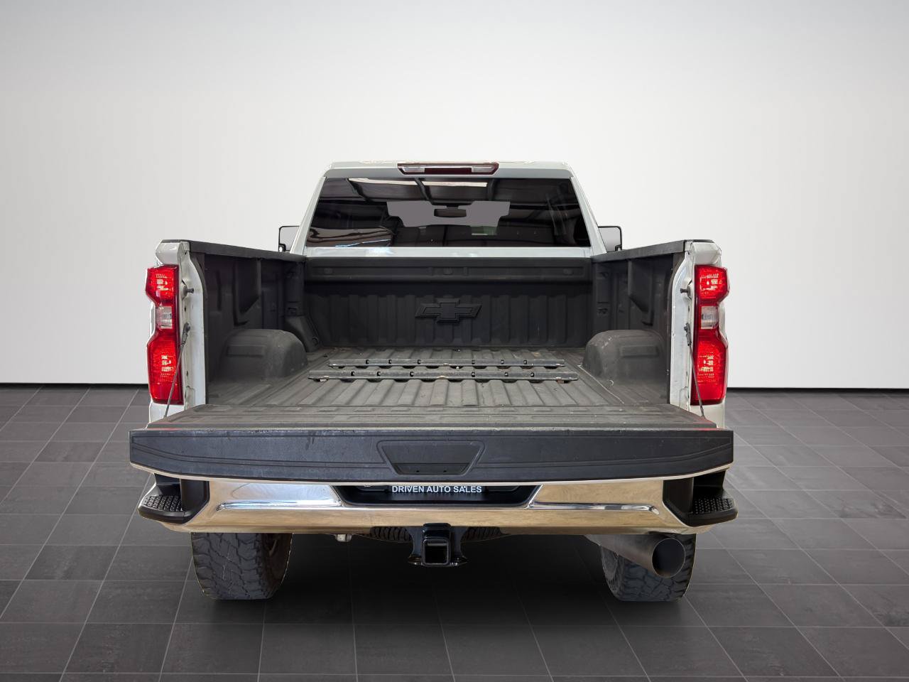 Used 2021 Chevrolet Silverado 2500 LT w/ Convenience Package AWD/4WD image 7