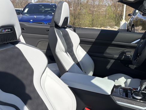 Used 2026 BMW M4 xDrive Competition image 33