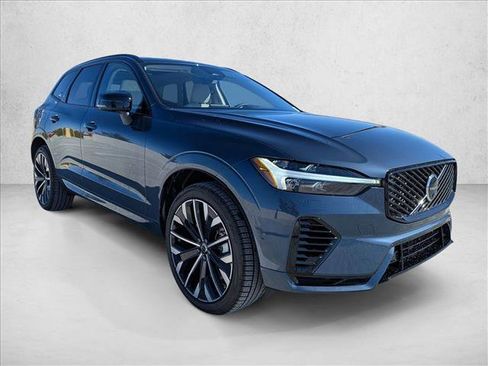 New 2026 Volvo XC60 T8 Ultra w/ Protection Package Premier image 8