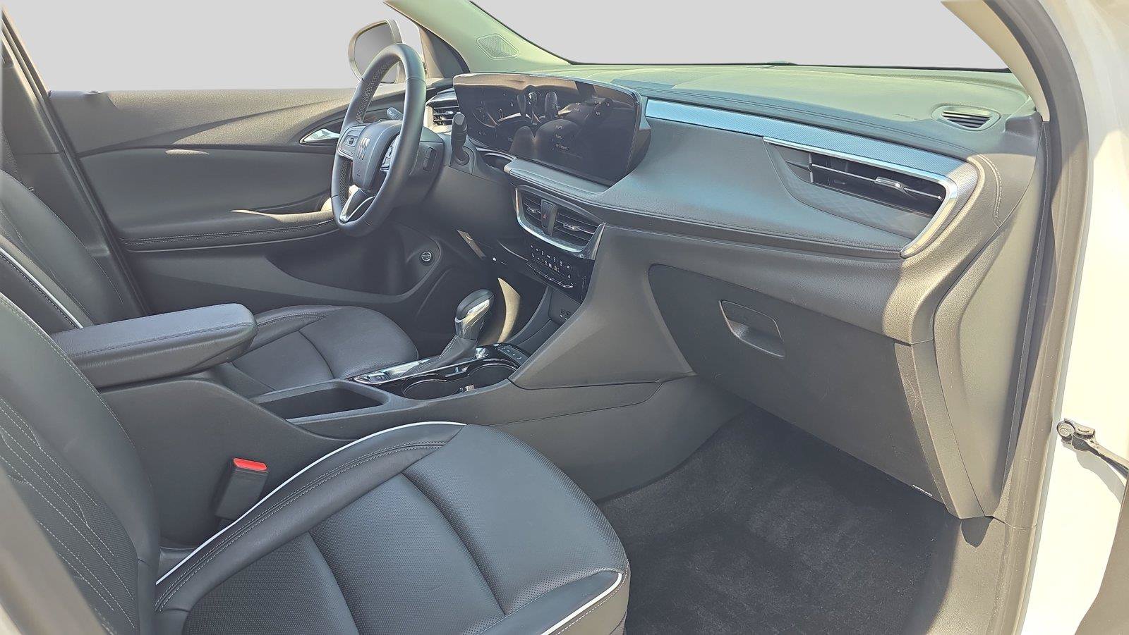 Used 2024 Buick Encore GX Avenir w/ Avenir Convenience Package AWD/4WD image 16