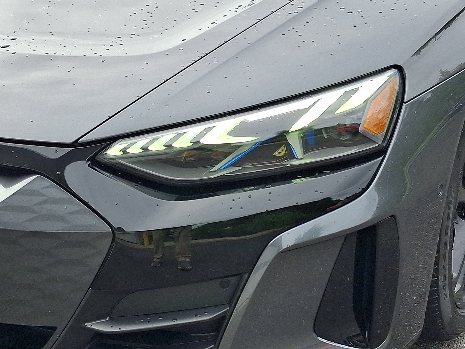 Used 2022 Audi e-tron GT Prestige AWD/4WD image 9