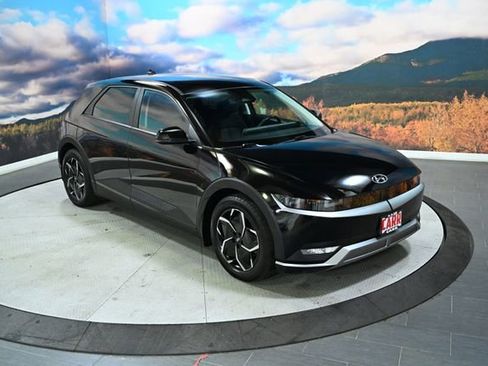 Used 2024 Hyundai Ioniq 5 SEL image 2