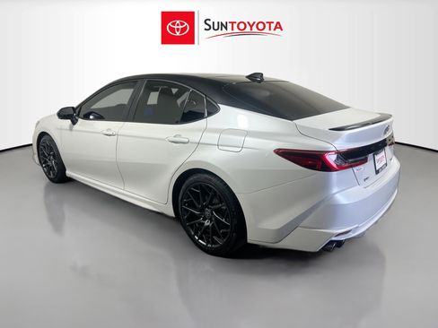 Used 2025 Toyota Camry XSE FWD image 6