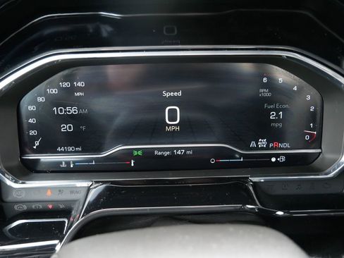 Used 2025 GMC Sierra 2500 SLT w/ SLT Convenience Package image 28