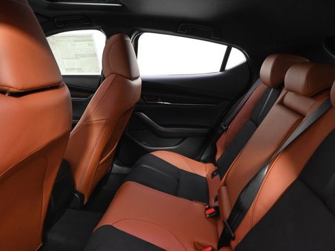 Used 2025 MAZDA MAZDA3 Carbon image 21