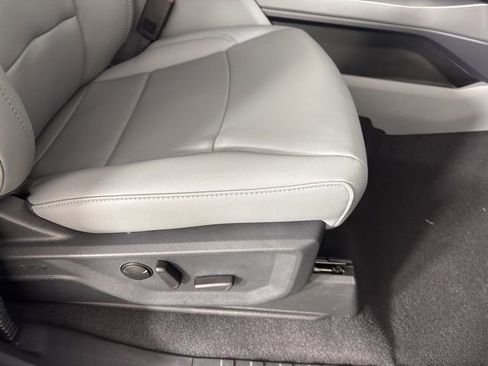 New 2025 Ford F150 Lightning Flash image 24