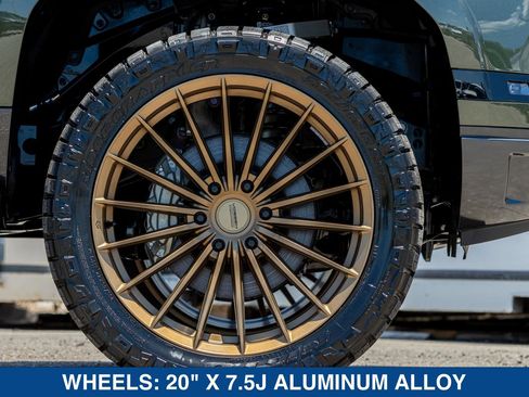 Used 2025 Lexus GX 550 w/ Accessory Package (Z1) AWD/4WD image 17