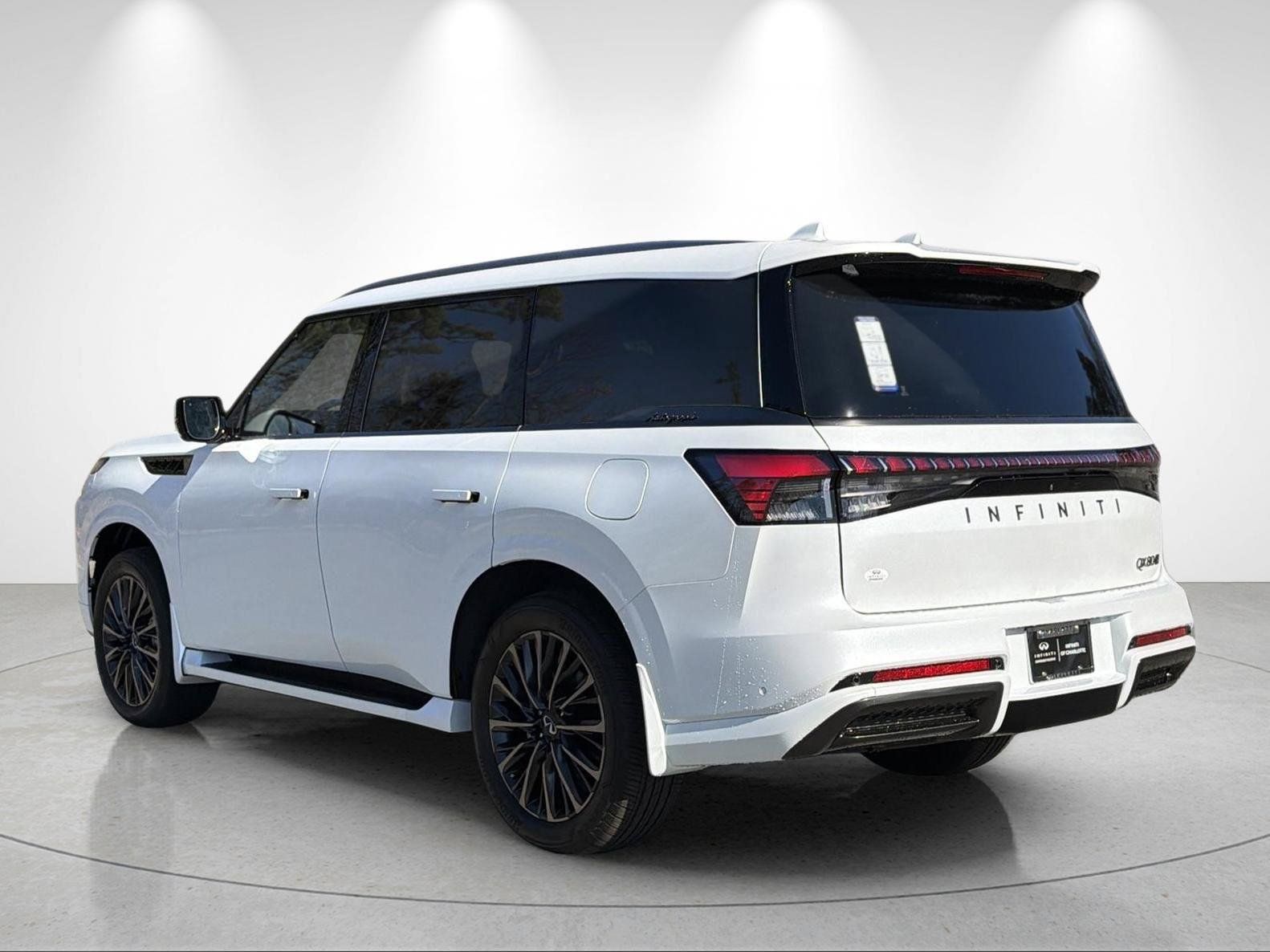 New 2026 INFINITI QX80 Autograph w/ Premium Cargo Package AWD/4WD image 3