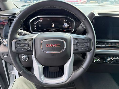Certified 2024 GMC Sierra 1500 Elevation AWD/4WD image 10