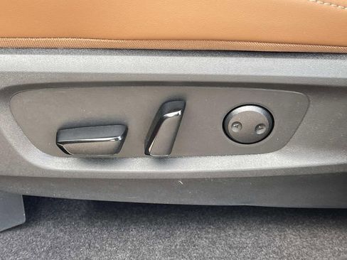 New 2026 Nissan Pathfinder Platinum w/ Lighting Package AWD/4WD image 22