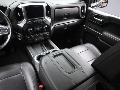 Used 2021 Chevrolet Silverado 1500 LTZ AWD/4WD image 15
