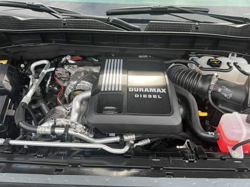 Used 2025 GMC Sierra 1500 SLT w/ SLT Premium Plus Package AWD/4WD image 28
