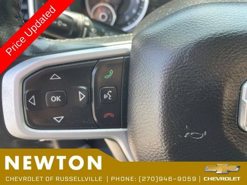 Used 2020 RAM 1500 Big Horn AWD/4WD image 12