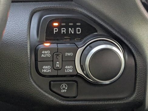 Used 2023 RAM 1500 Big Horn AWD/4WD image 9