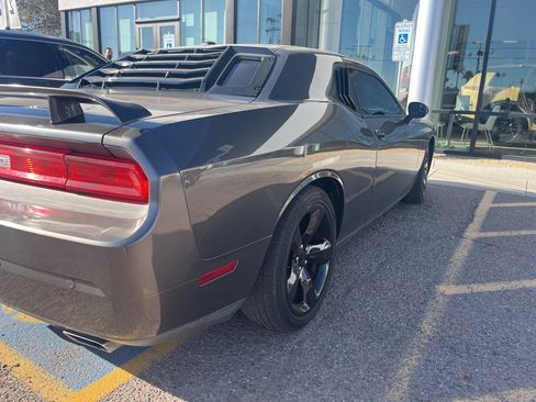 Used 2013 Dodge Challenger R/T Plus image 7