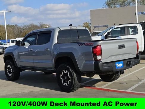 Used 2019 Toyota Tacoma TRD Off-Road image 10