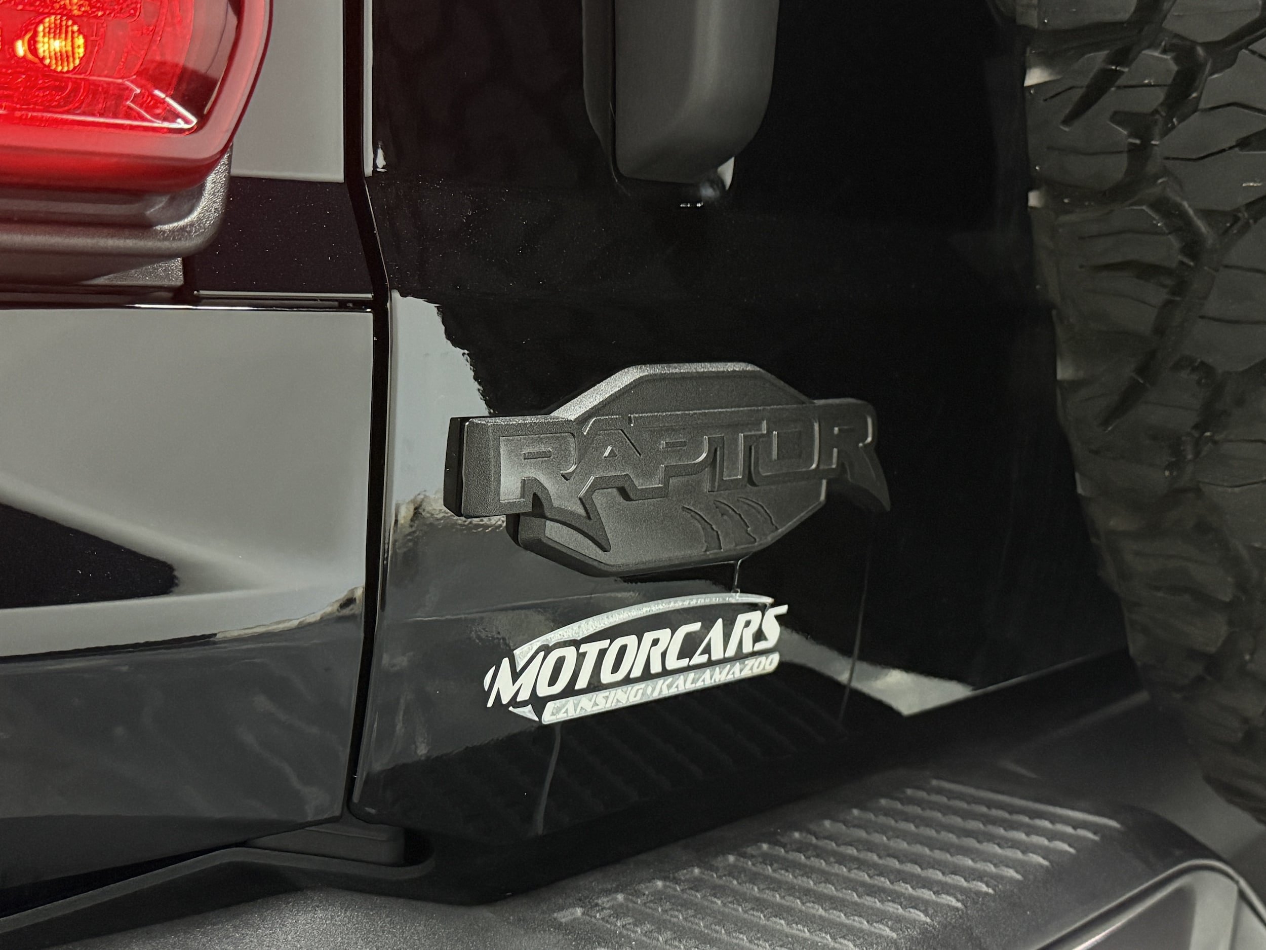 Used 2024 Ford Bronco Raptor w/ Interior Carbon Fibre Pack AWD/4WD image 32