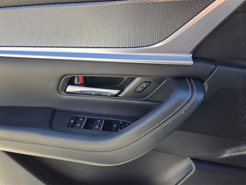 Used 2024 MAZDA CX-90 Plug-In Hybrid w/ Premium Plus image 33