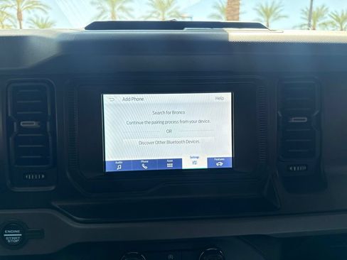Used 2022 Ford Bronco 4-Door AWD/4WD image 15