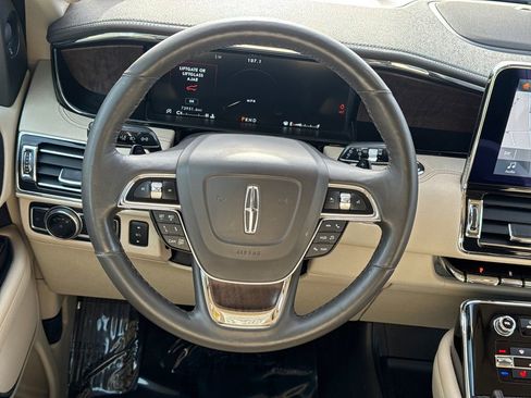 Used 2019 Lincoln Navigator Reserve w/ Cargo Package image 25