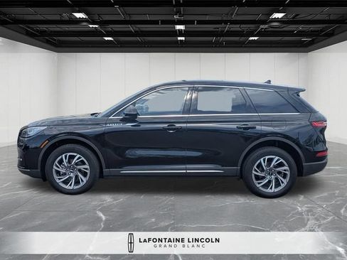 Certified 2023 Lincoln Corsair AWD w/ Equipment Group 101A image 2