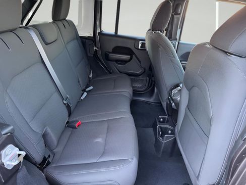 Used 2020 Jeep Wrangler Unlimited Sport S AWD/4WD image 27