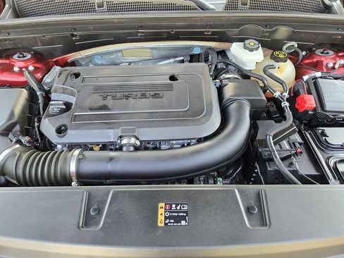 Used 2023 Buick Envision Essence AWD/4WD image 30
