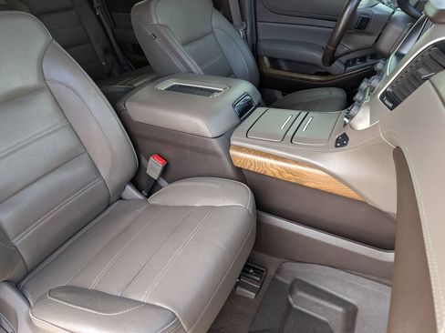 Used 2019 GMC Yukon Denali w/ Denali Ultimate Package AWD/4WD image 25
