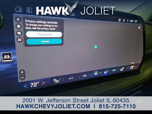 Used 2024 Chevrolet Traverse LT w/ Midnight/Sport Edition FWD image 17